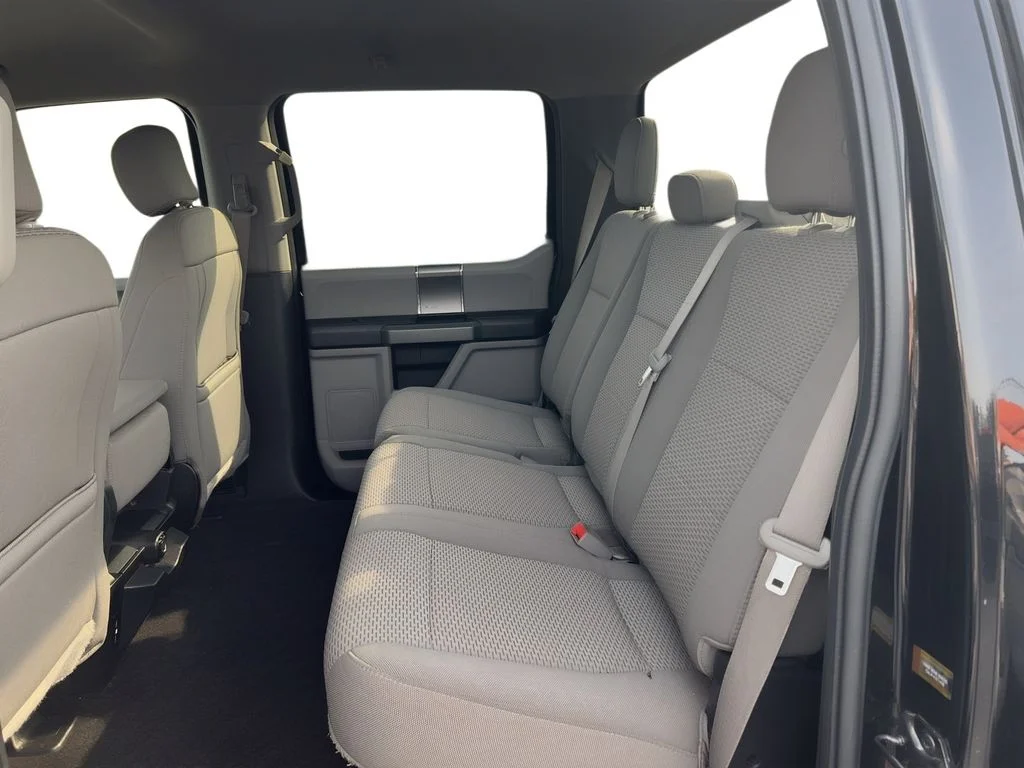 Used 2018 Black Ford XLT image 7