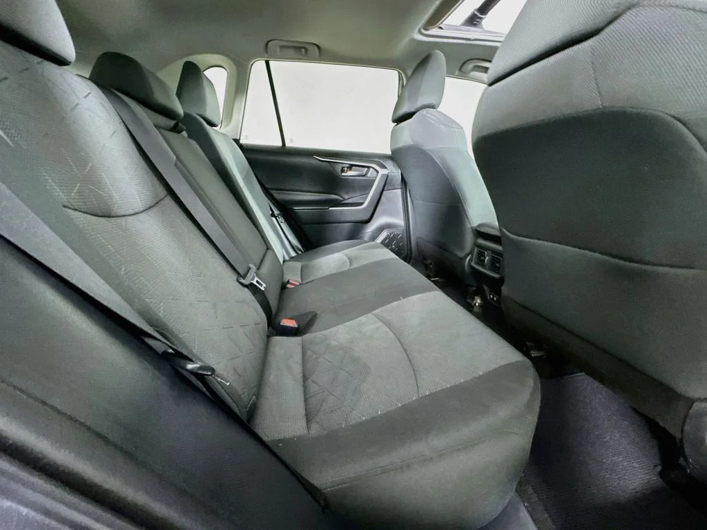 Used 2020 Gray Toyota XLE image 34