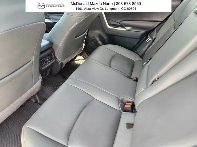Used 2019 White Toyota LE image 9