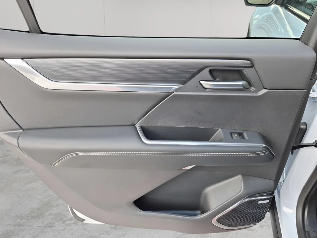 2026 GMC Acadia Elevation - Photo 21
