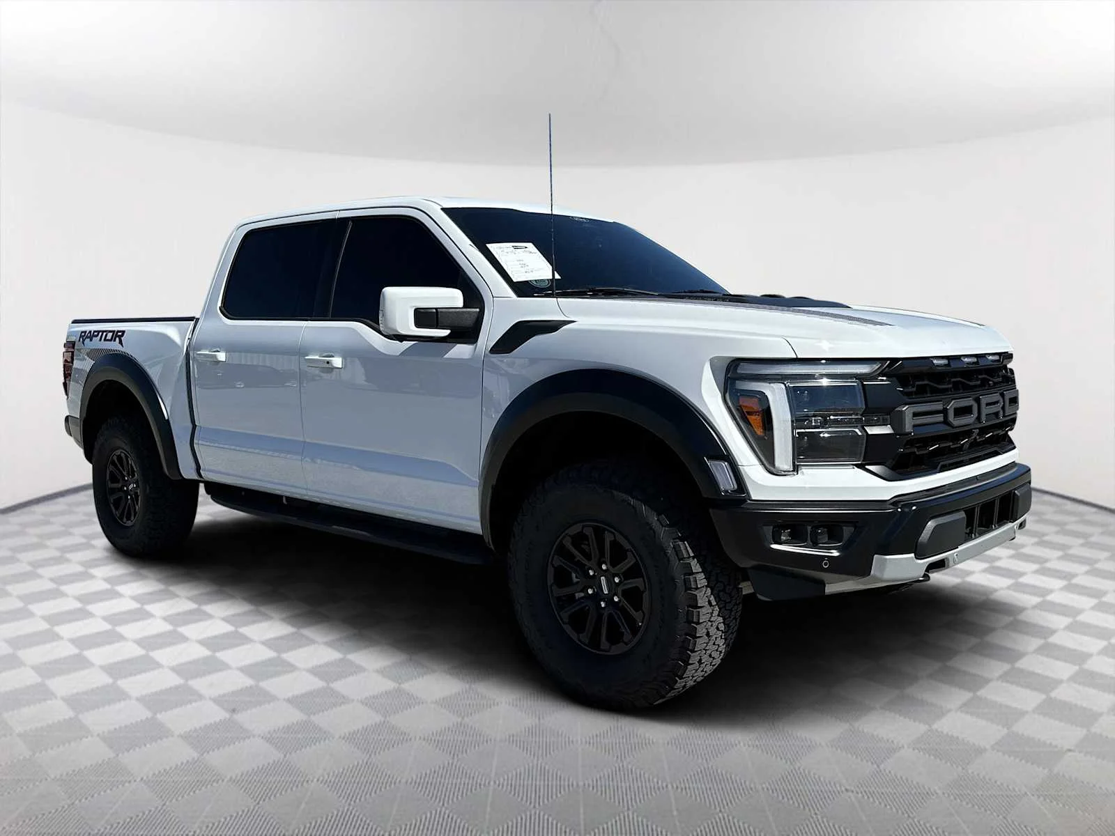 2024 Ford F-150 Raptor 4x4 SuperCrew 5-1/2 Box's photo