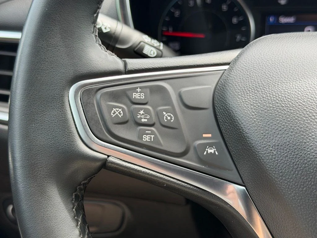 Used 2024 Gray Chevrolet LT image 33