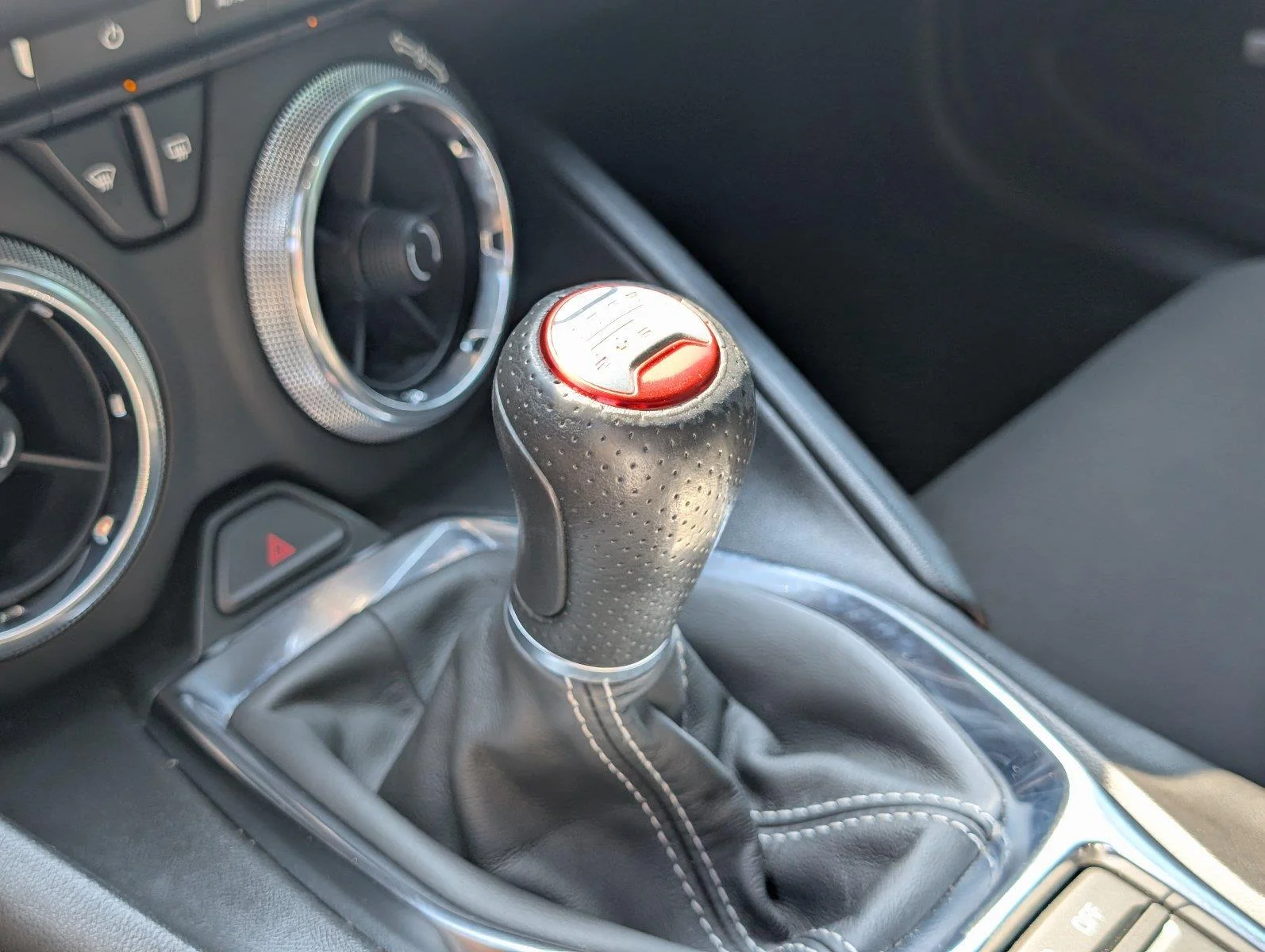 Used 2022 Rapid Blue Chevrolet LT1 image 26