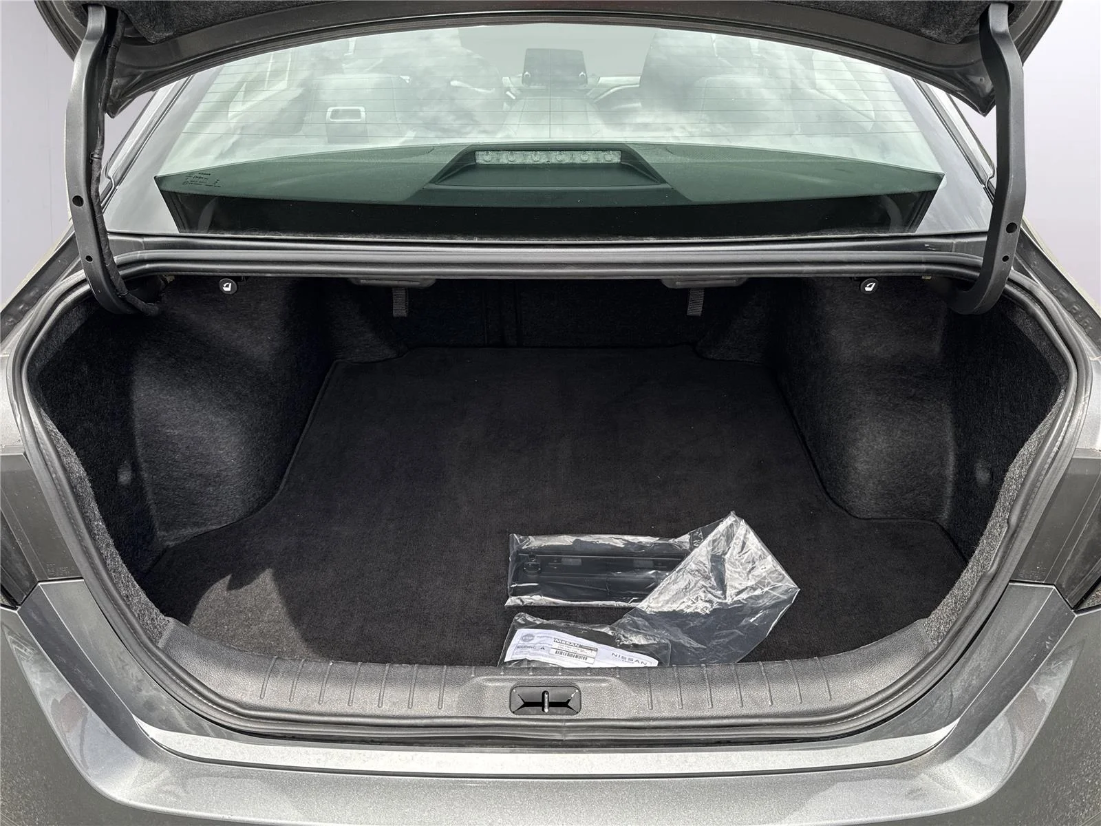 Used 2025 Gun Metallic Nissan SV image 31