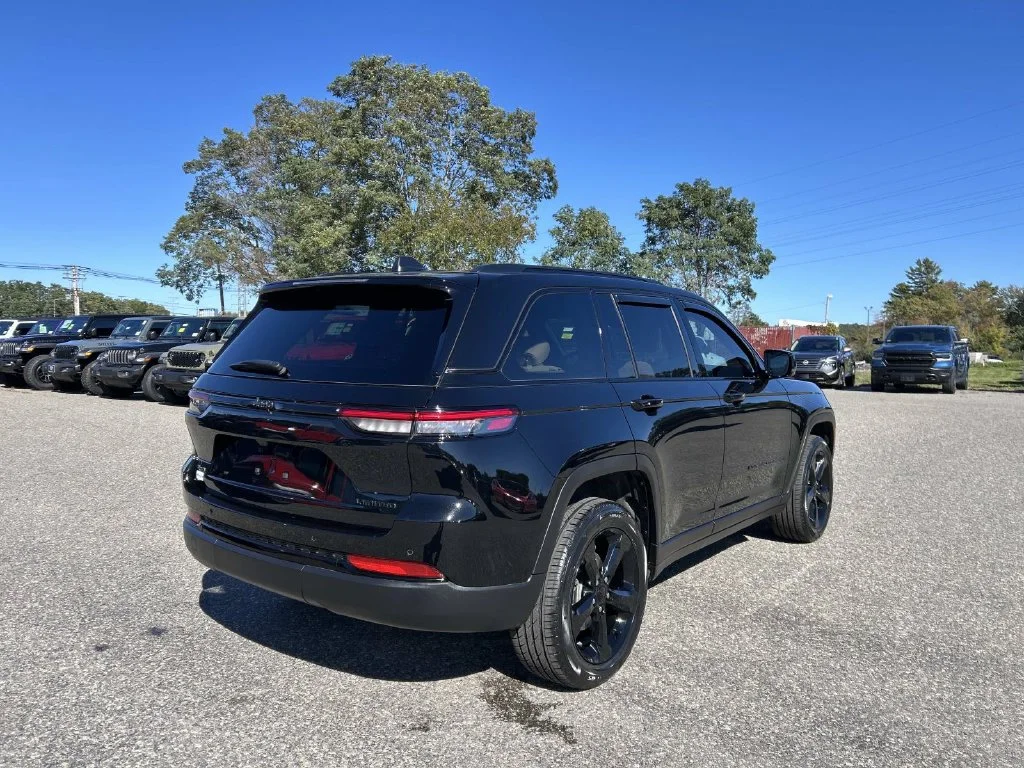Certified Used 2024 Black Jeep Limited image 3