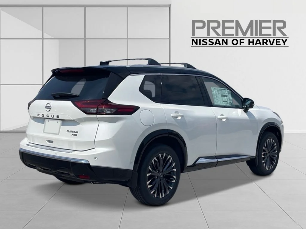New 2026 Everest White Pearl TriCoat / Super Black Two-tone Nissan Platinum image 5