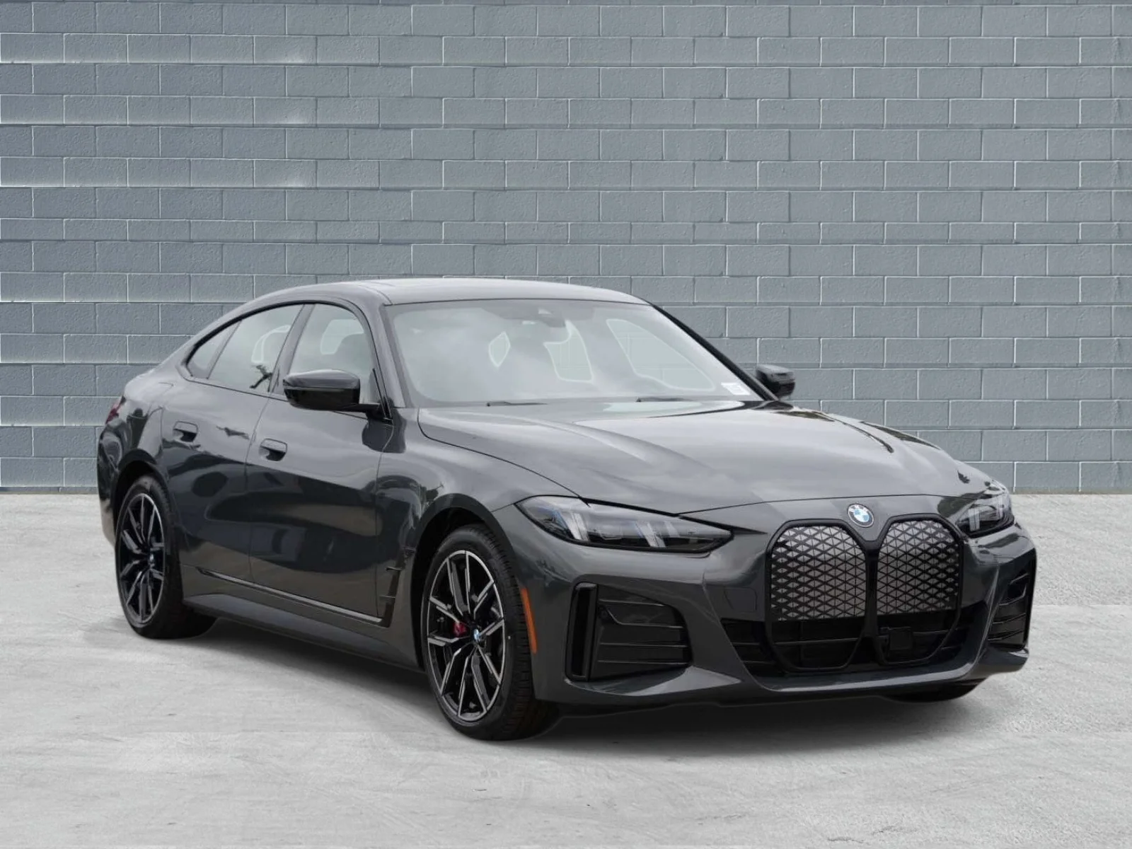 2026 BMW i4 40