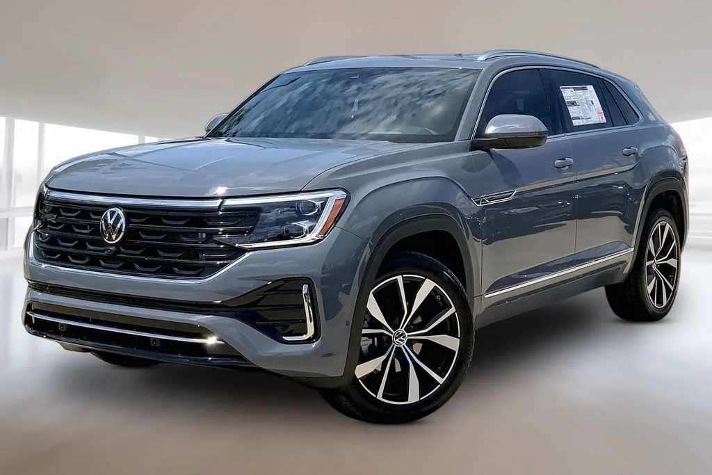 2026 Volkswagen Atlas Cross Sport 2.0T SEL Premium R-Line 4MOTION's photo