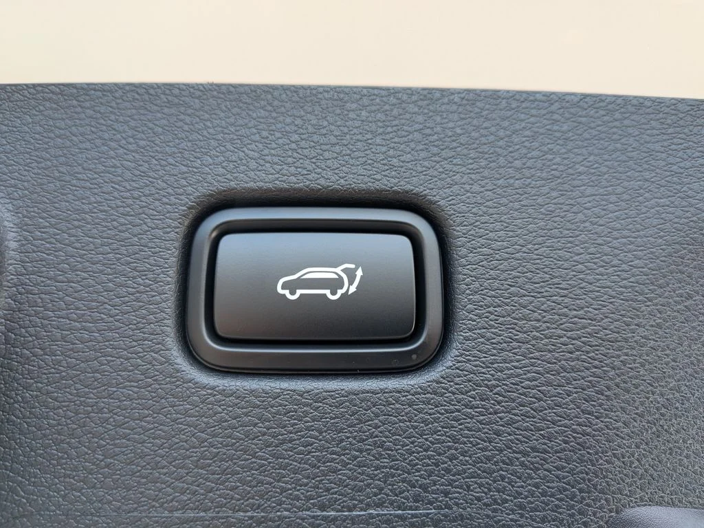 New 2026 White Pearl Kia EX image 49