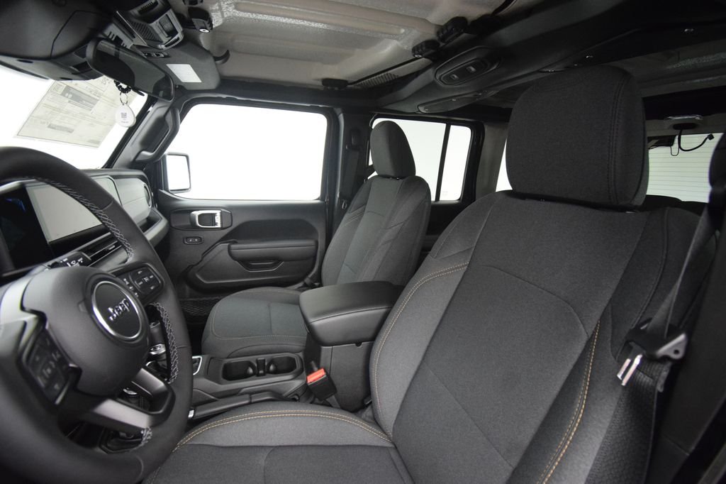 New 2026 Black Clear-Coat Exterior Paint Jeep Sport S image 31