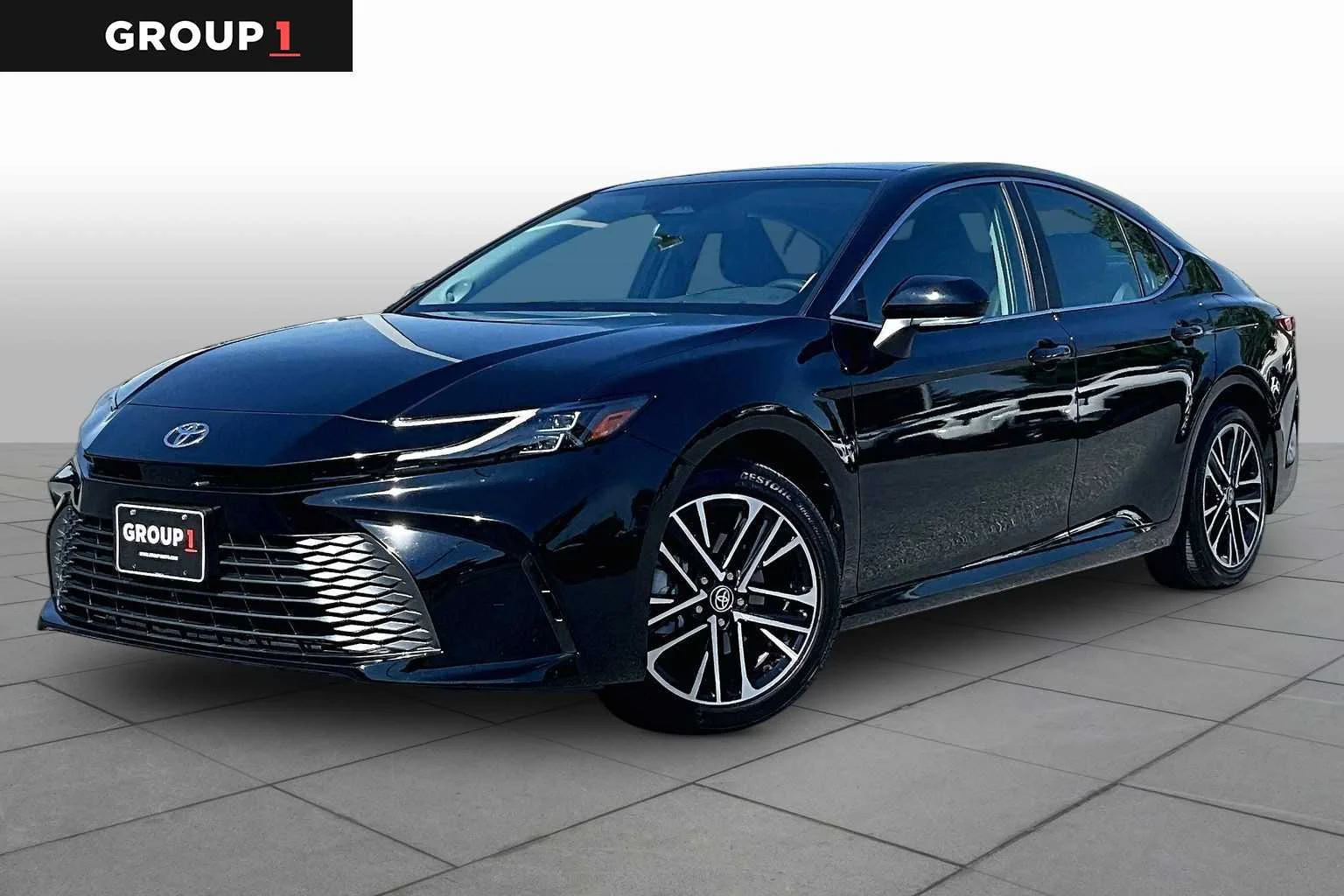 2026 Toyota Camry XLE AWD Hybrid's photo