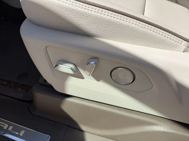 New 2026 Silver GMC Denali image 15