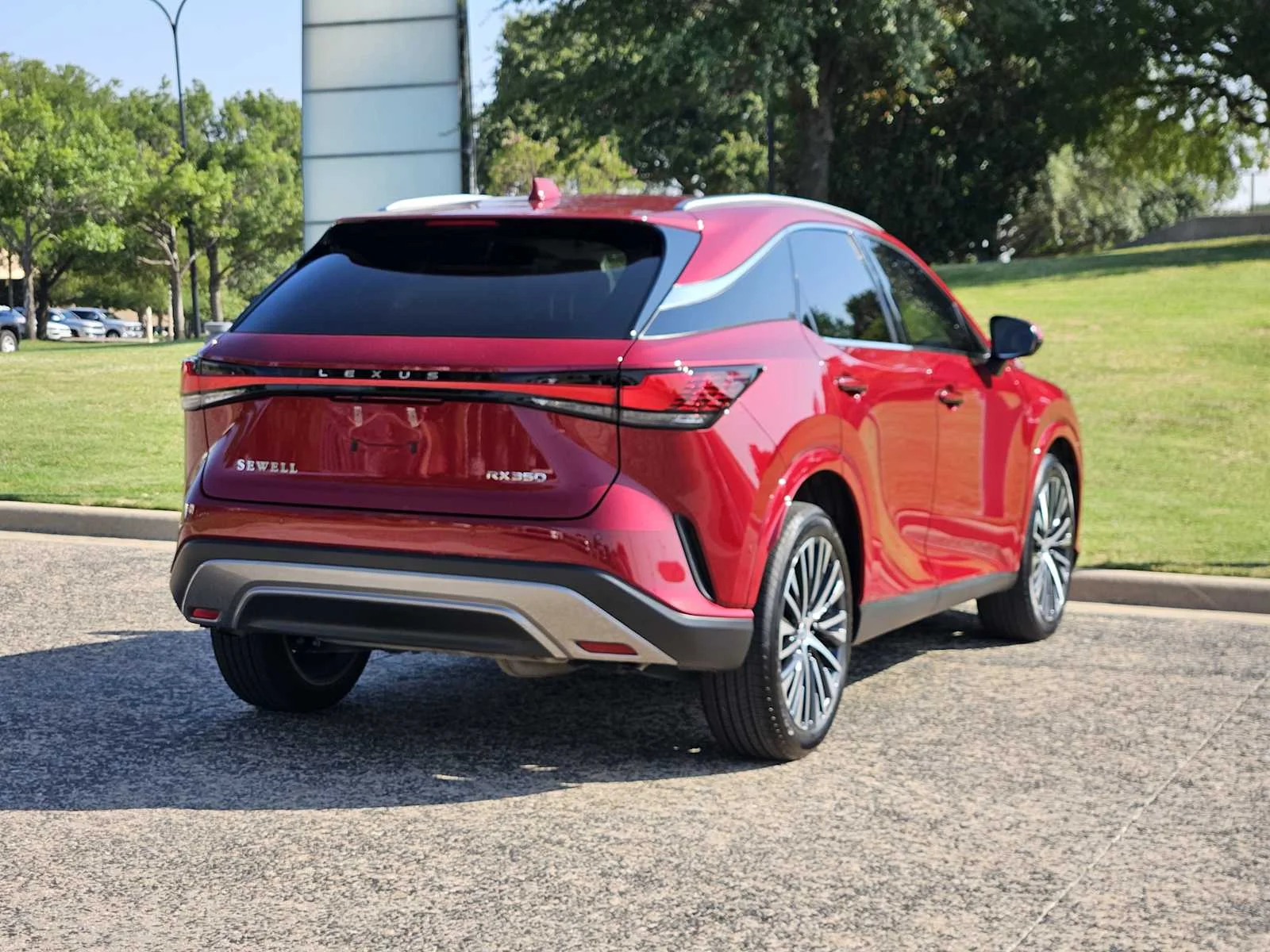 Certified Used 2025 MATADOR RED MICA Lexus Premium Plus image 4