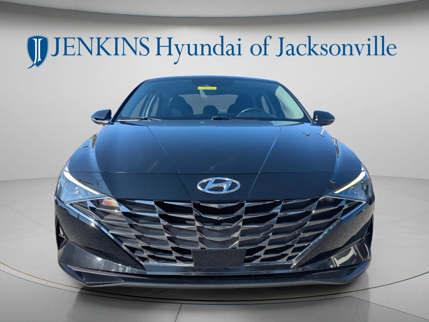 Used 2022 Phantom Black Hyundai SEL image 8