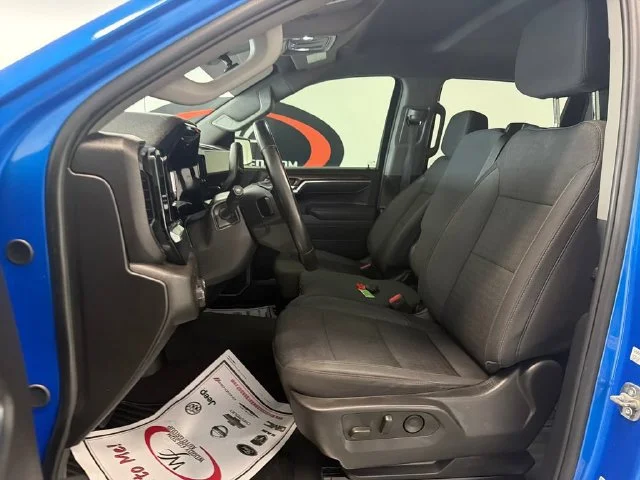Used 2025 Blue Chevrolet LT image 11