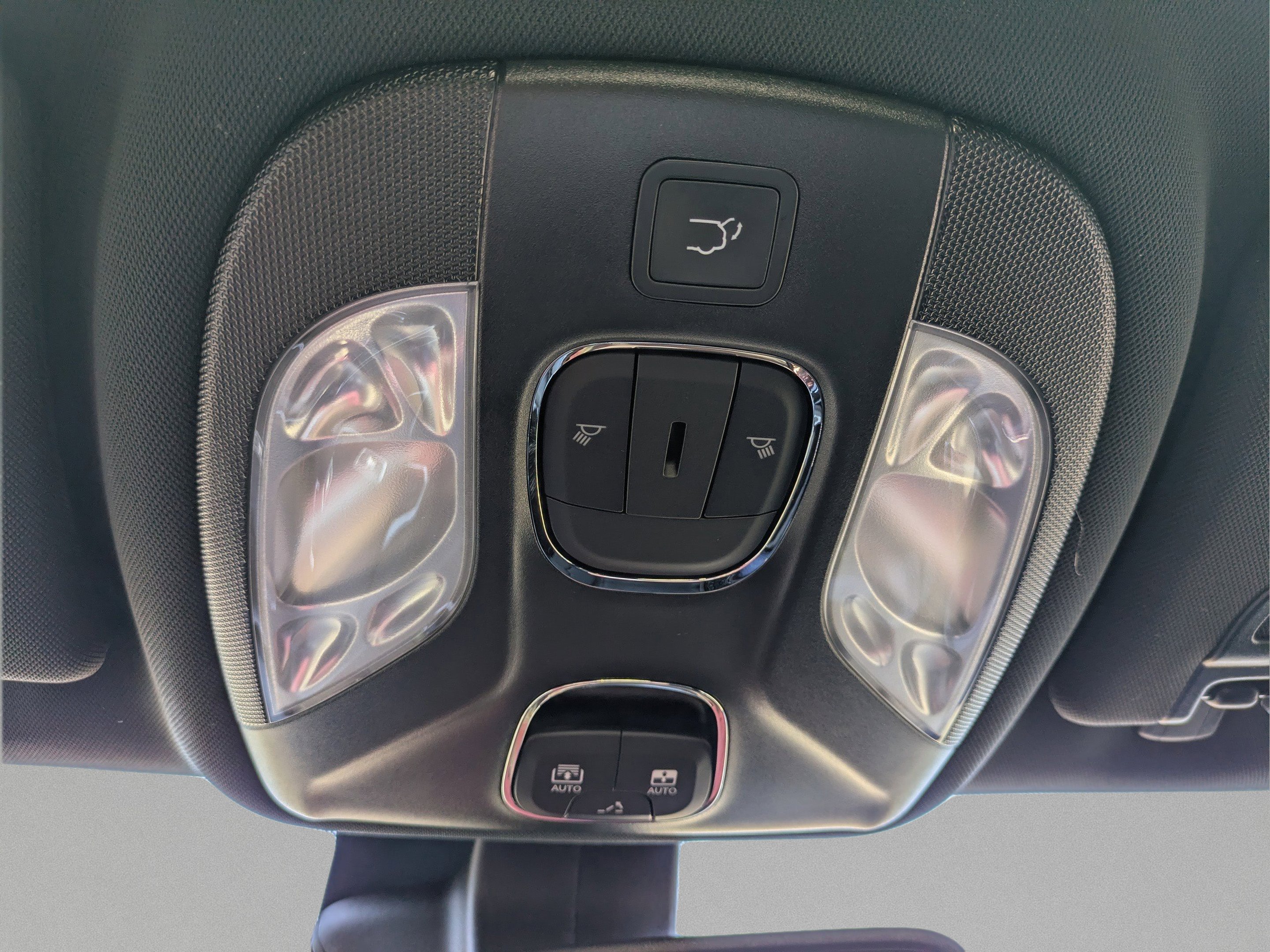New 2026 Joose (DISC) Jeep Latitude Altitude image 34