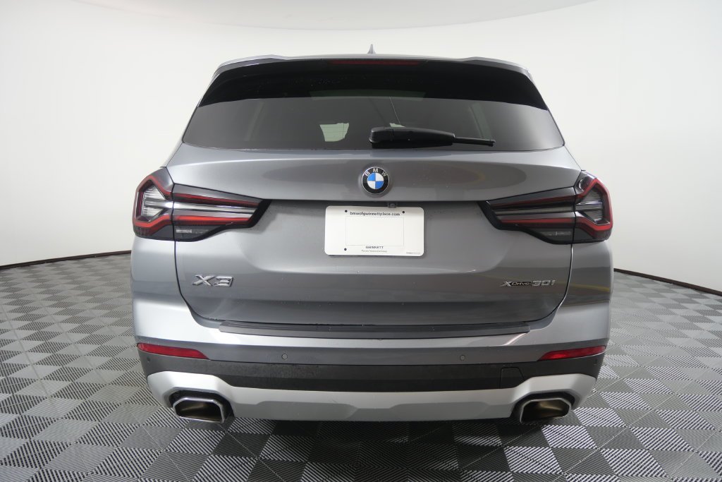 Used 2023 Gray Metallic BMW xDrive30i image 5