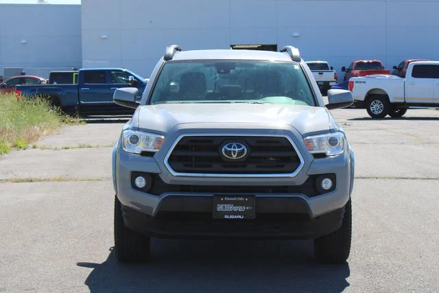 Used 2019 Silver Toyota SR5 image 8