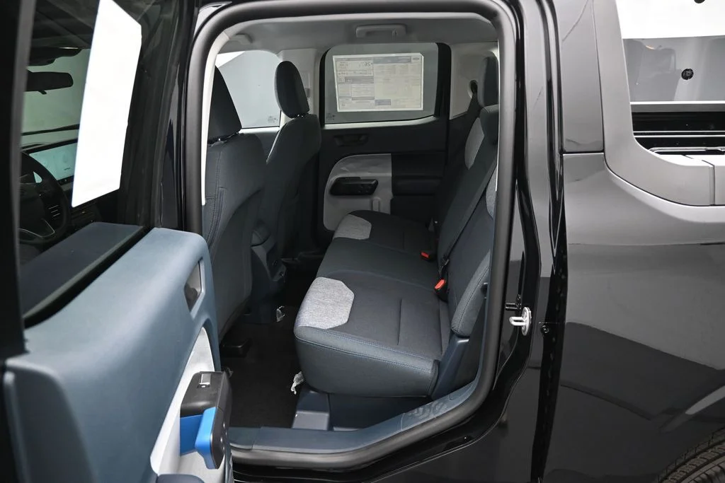 New 2026 Shadow Black Ford XLT image 17