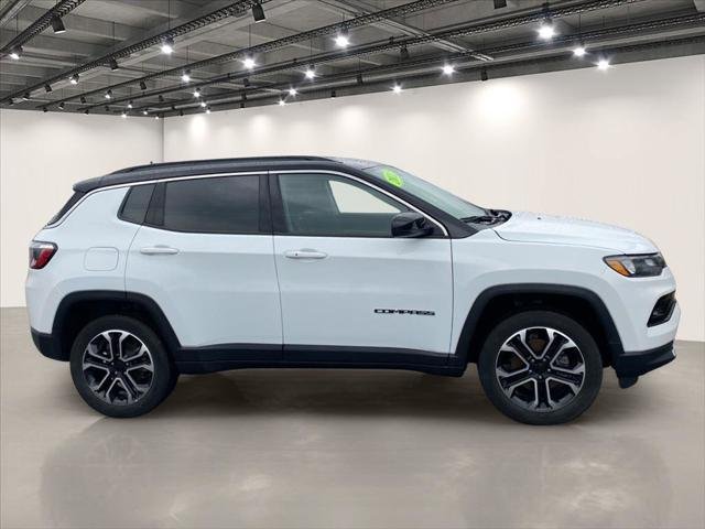 Used 2022 Bright White Clearcoat Jeep Limited image 8