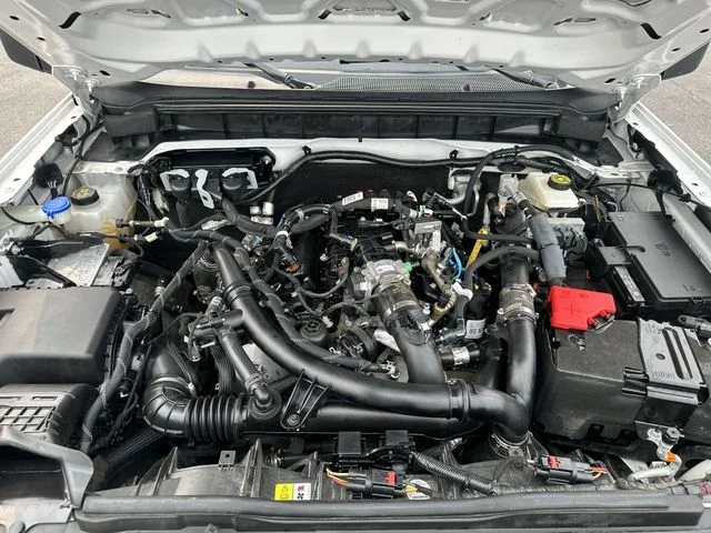 Used 2021 Oxford White Ford Black Diamond image 19