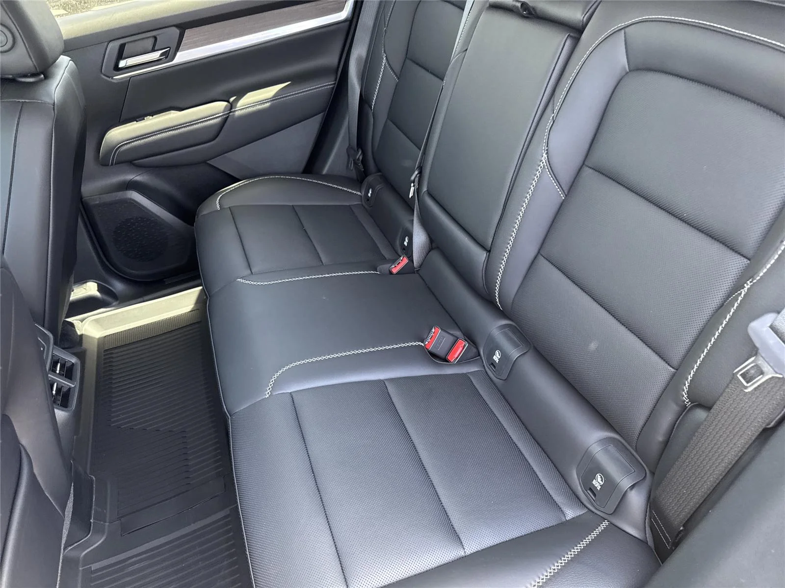 New 2026 Ebony Twilight Metallic GMC Denali image 18