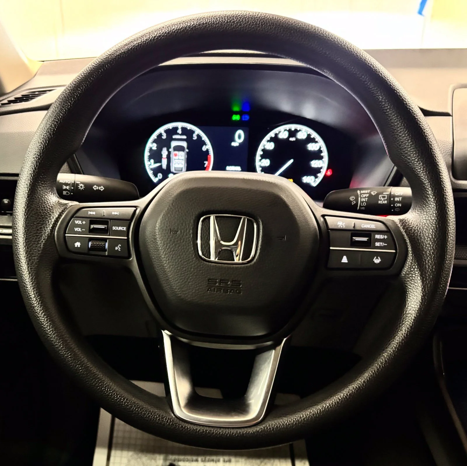 Used 2023  Honda LX image 11