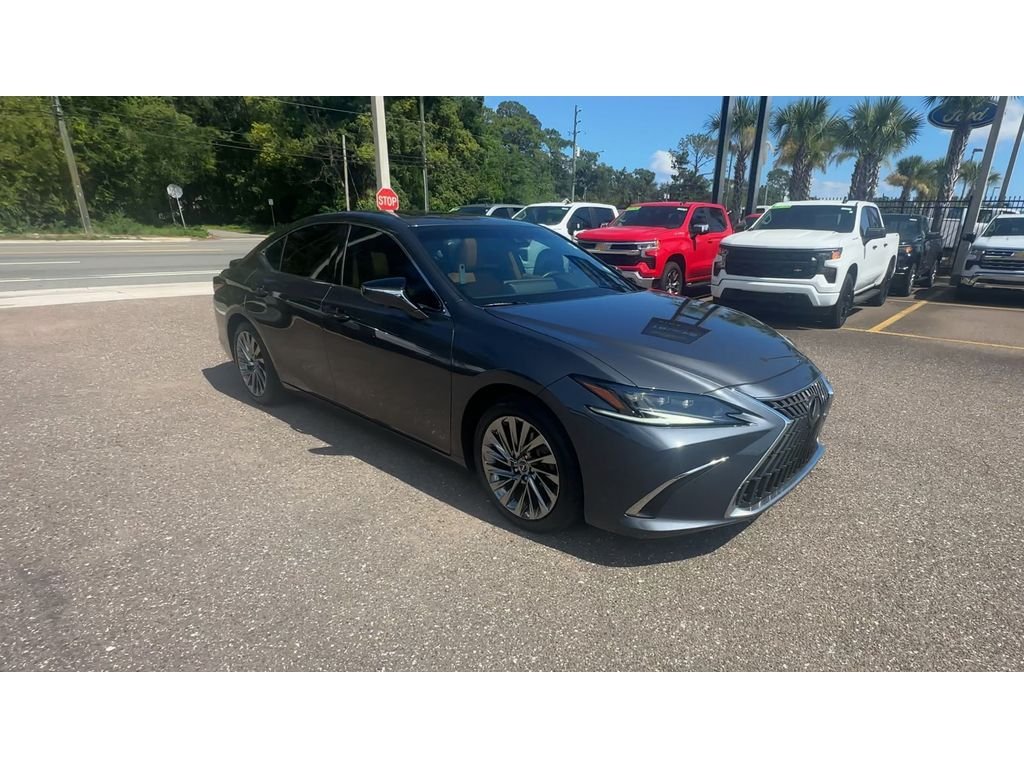 Used 2024 Blue Lexus ES 300h Ultra Luxury image 8