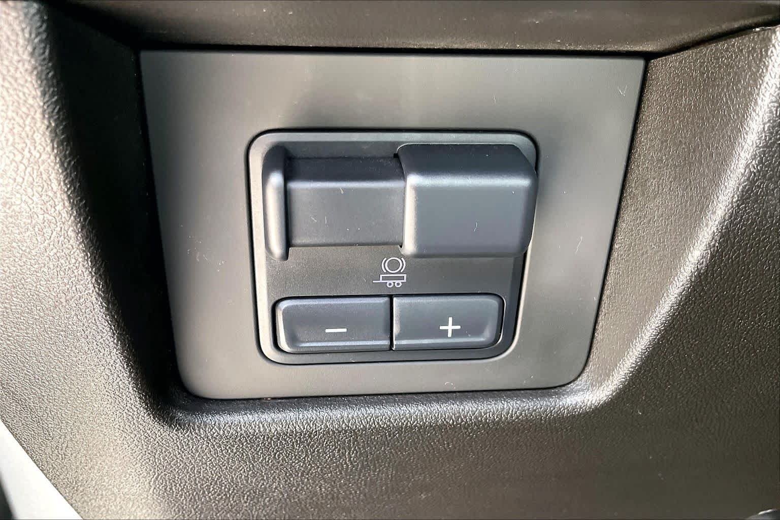 Used 2024 Sterling Metallic GMC Elevation image 14