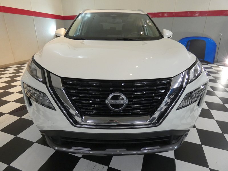 Used 2023 WHITE Nissan FWD SL image 2
