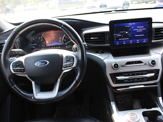 Used 2021 Gray Metallic Ford XLT image 10