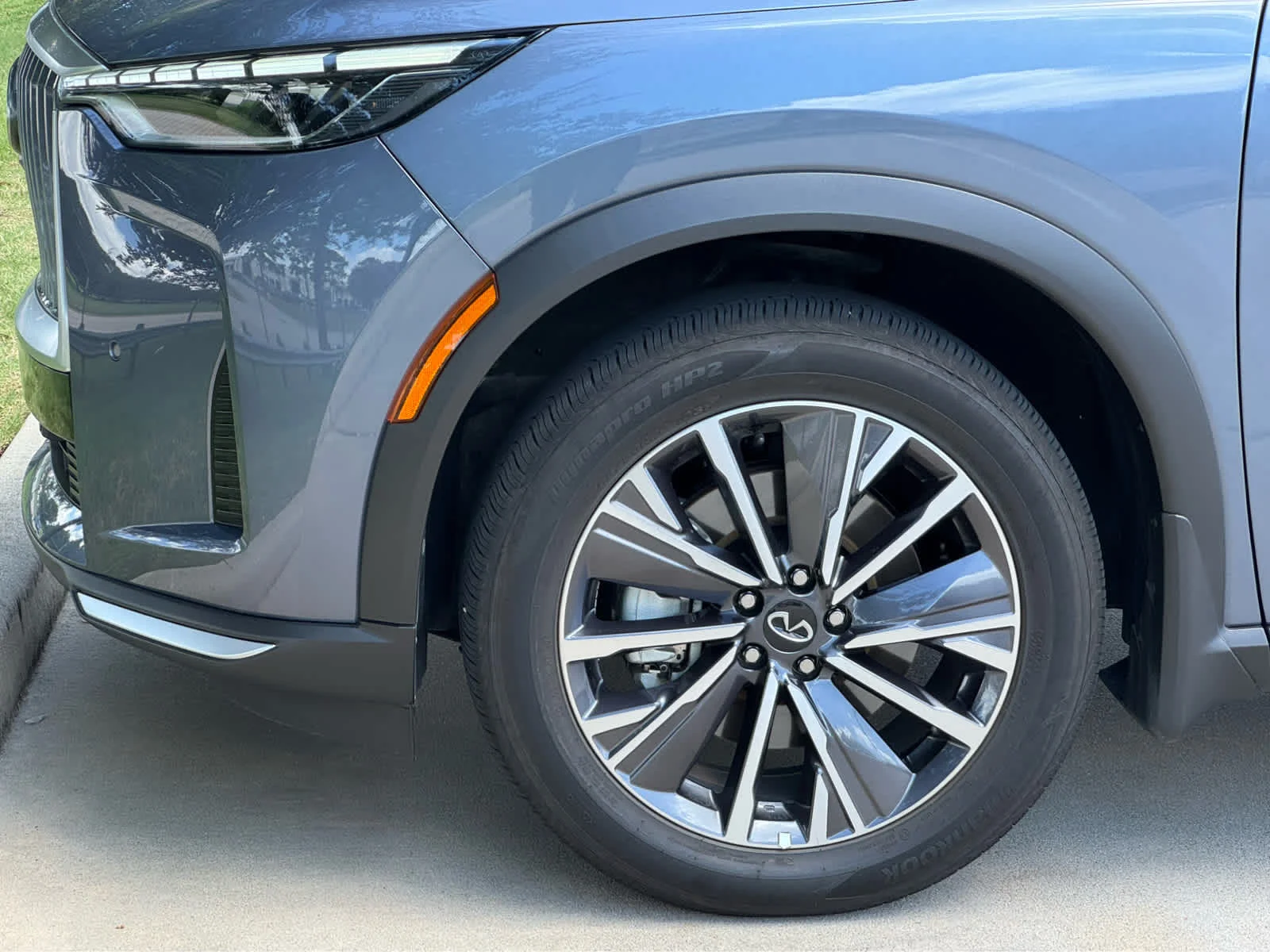 Certified Used 2026 Moonbow Blue INFINITI LUXE image 10