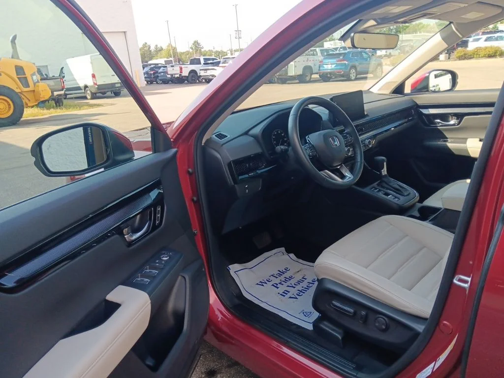 Used 2024 Radiant Red Metallic Honda EX-L image 10