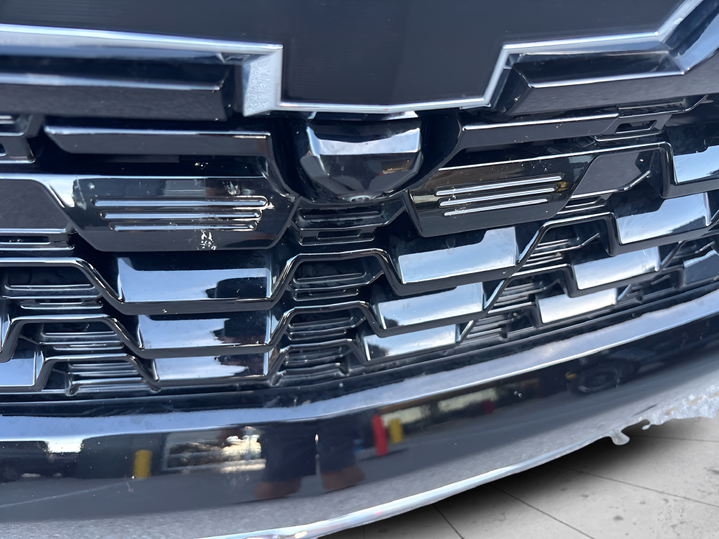 Used 2025 Black Chevrolet Premier image 46