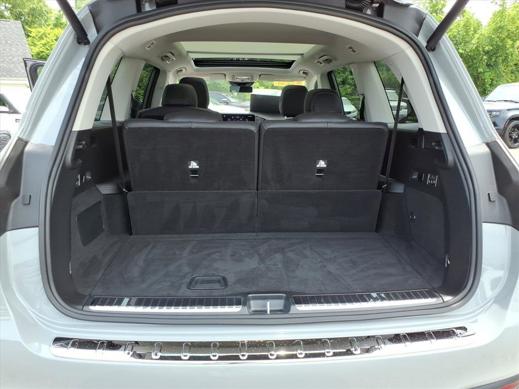 Certified Used 2025 MANUFAKTUR Alpine Grey Mercedes-Benz GLS 450 image 13