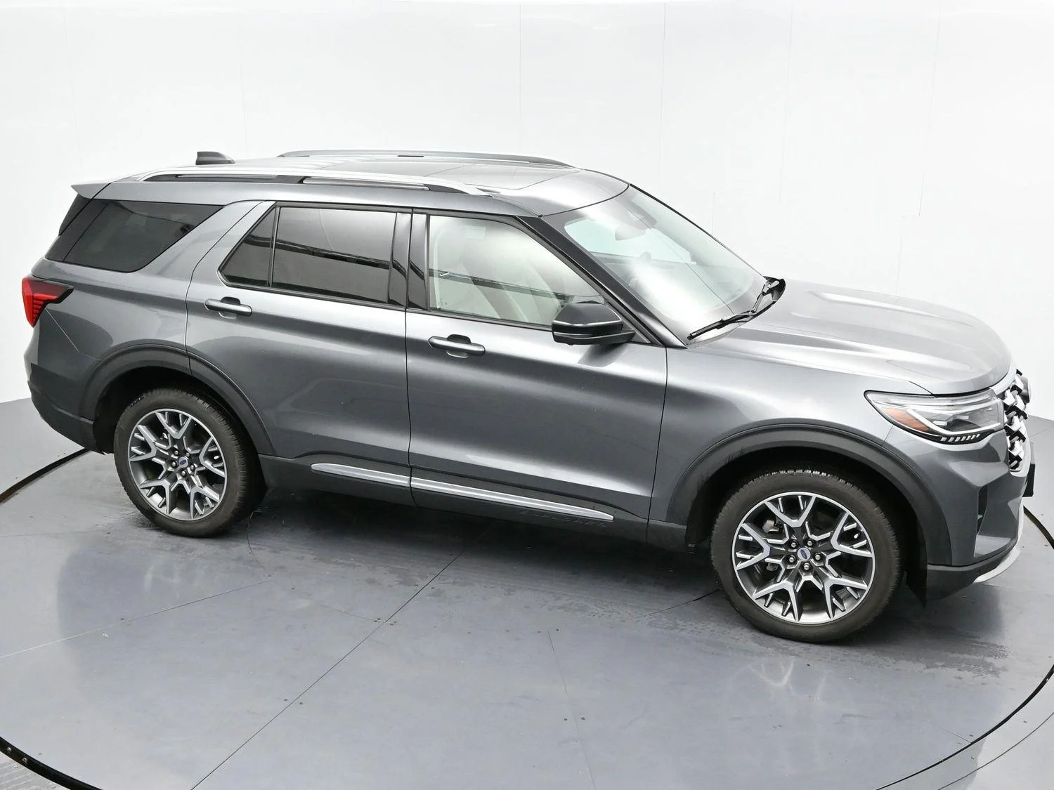 Used 2025 Carbonized Gray Ford Platinum image 39