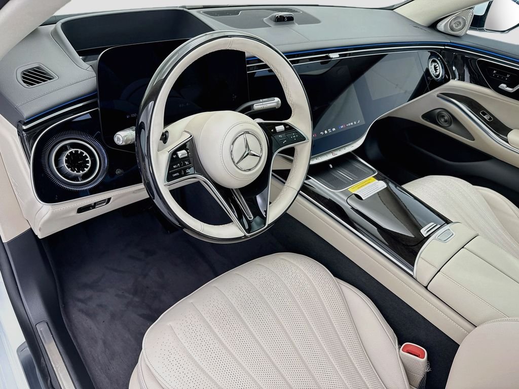 New 2027 MANUFAKTUR Moonlight White Metallic Mercedes-Benz S 500 image 10