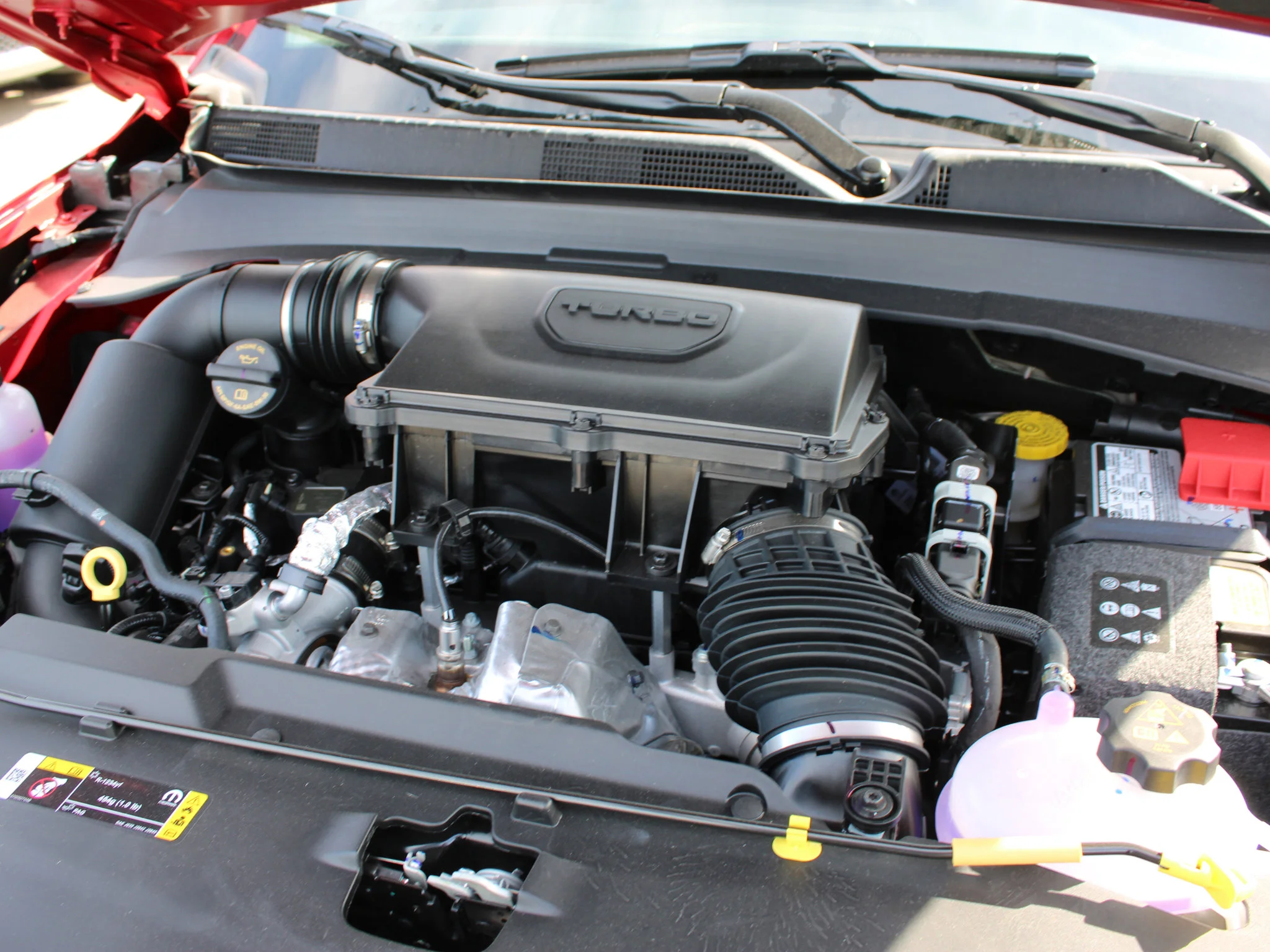 Used 2025 Red Jeep North* 4x4, Heated Seats/Wheel, Remote Start image 8