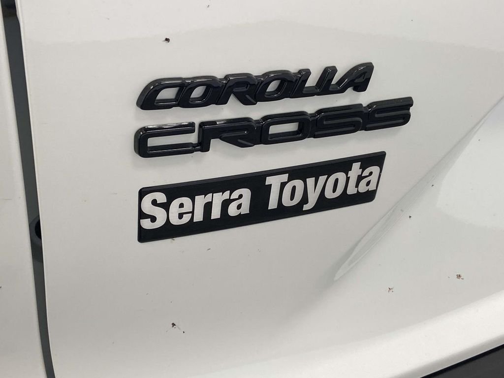 Used 2026 Beige Toyota L image 10