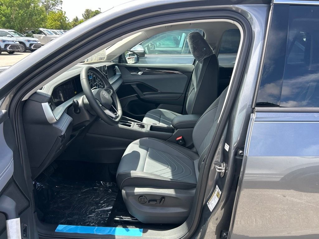 New 2026 Gray Volkswagen 2.0T SE image 15