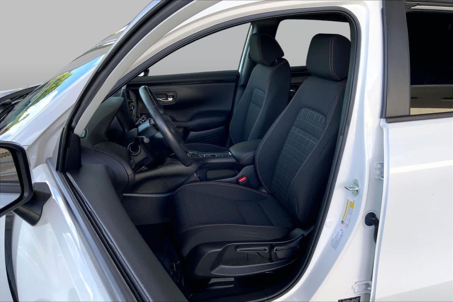 Used 2024 Platinum White Pearl Honda Sport image 8