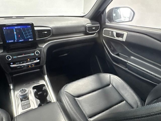 Used 2020 Silver Ford XLT image 19