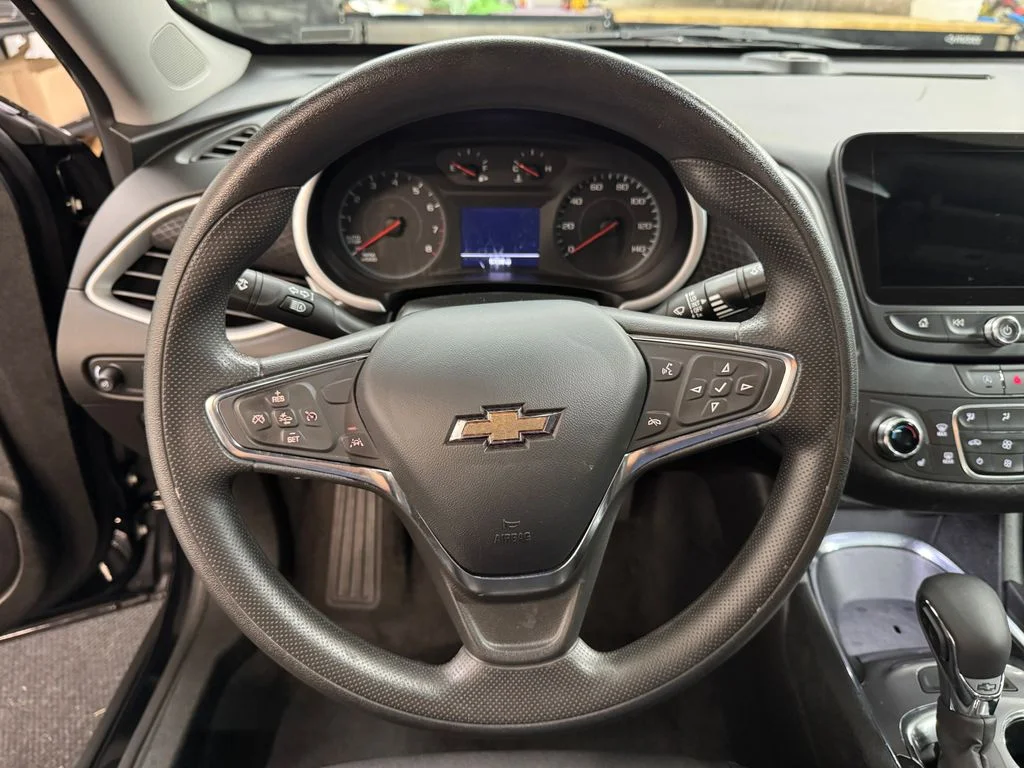 Used 2023 Black Chevrolet LT image 18