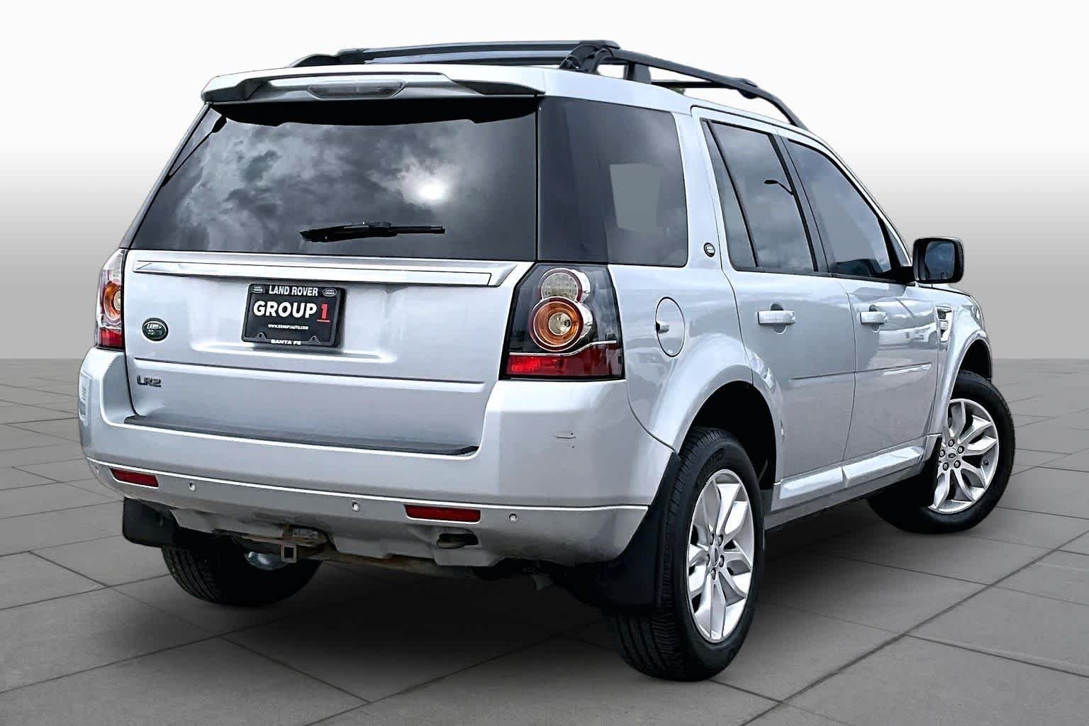 Used 2014 Indus Silver Land Rover  image 12