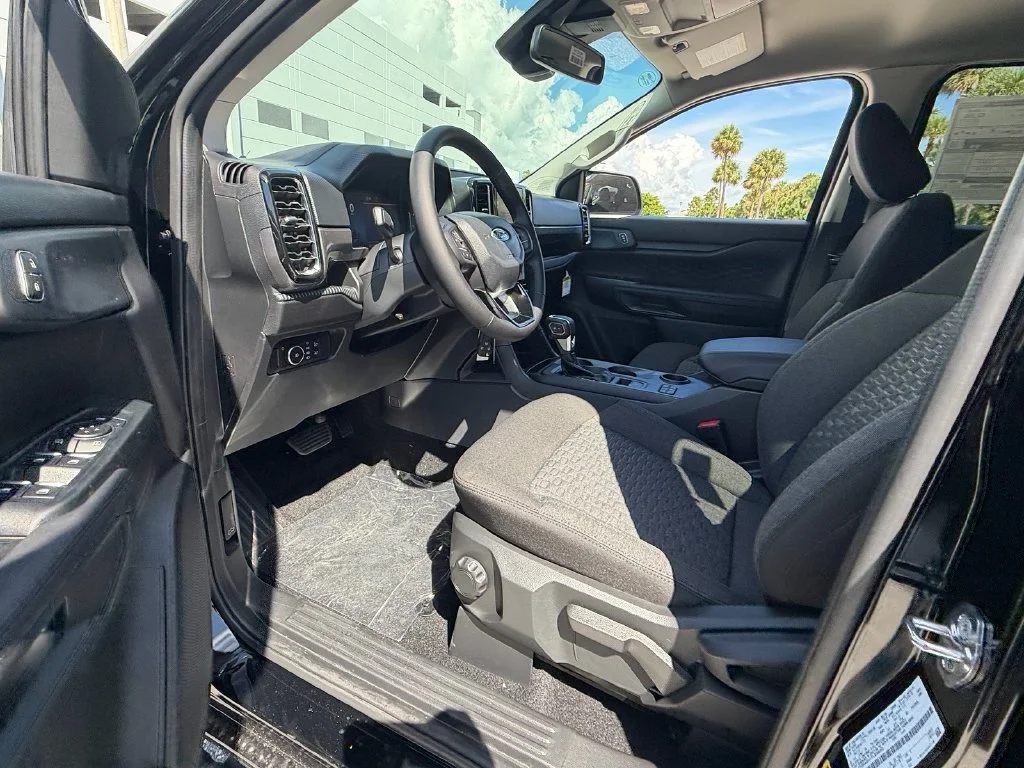 New 2026 Shadow Black Ford XLT image 12