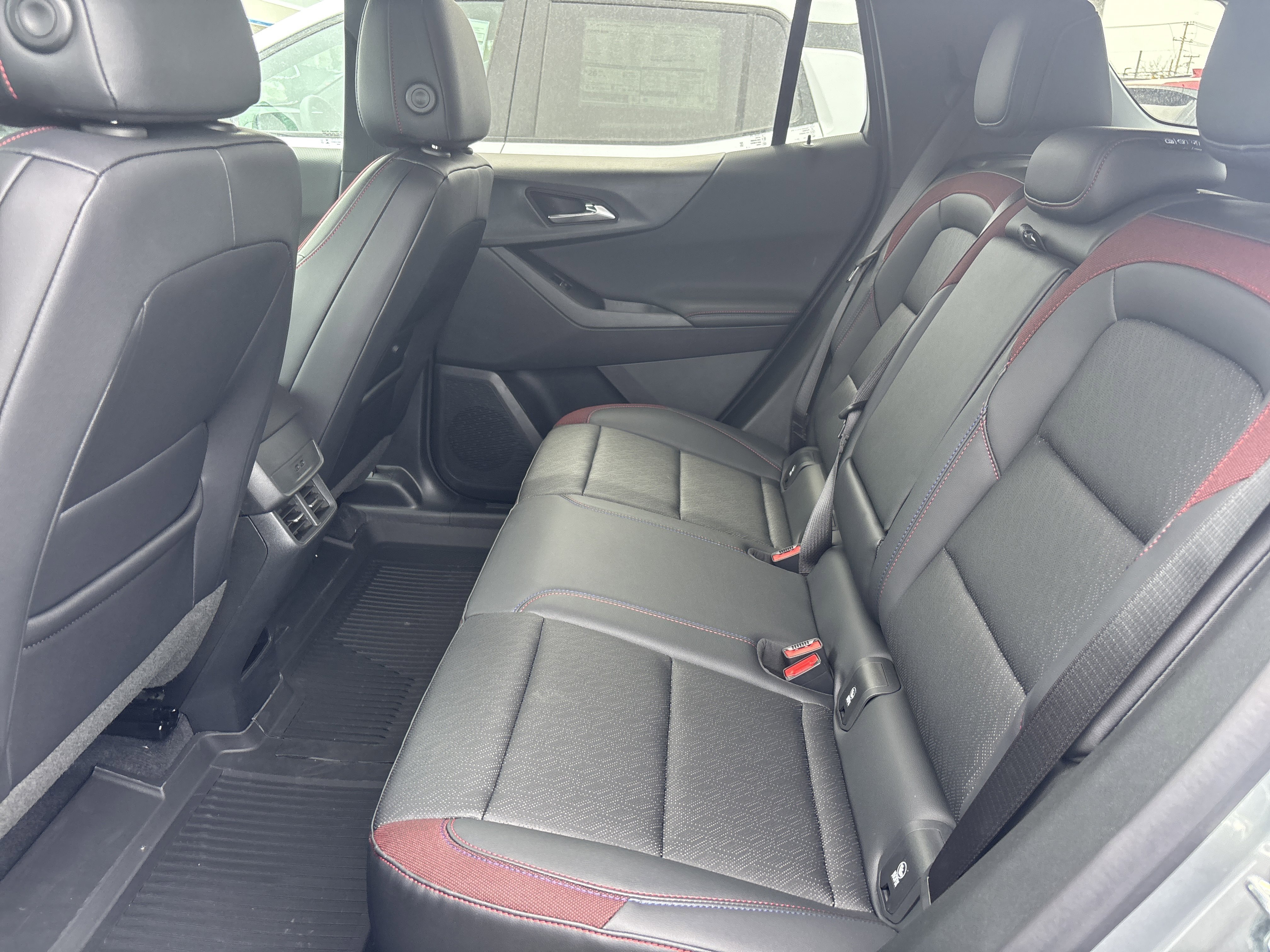 2026 Chevrolet Equinox RS - Photo 7