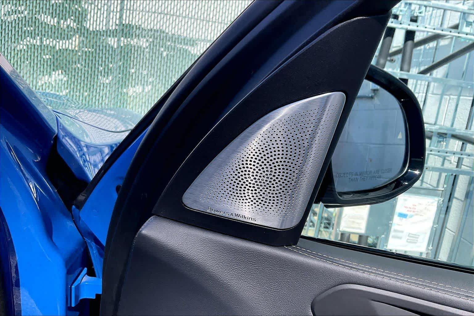 Used 2026 Santorini Blue BMW xDrive40i image 36