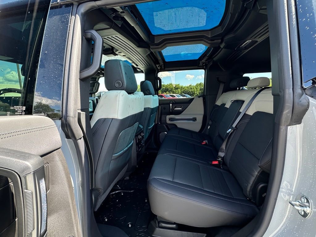 2026 GMC HUMMER EV 2X - Photo 15