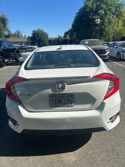 Used 2017 White Honda EX-T image 4