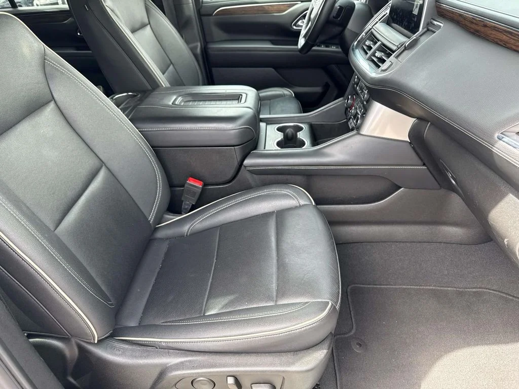 Used 2023 Summit White Chevrolet Premier image 20